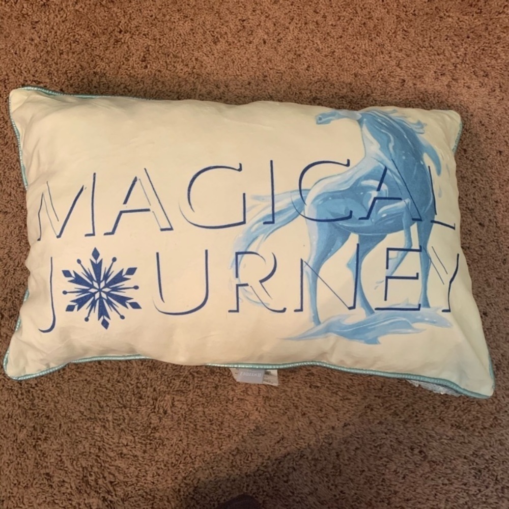 nwt disneys frozen 2 flip sequin large pillow bedding Elsa anna